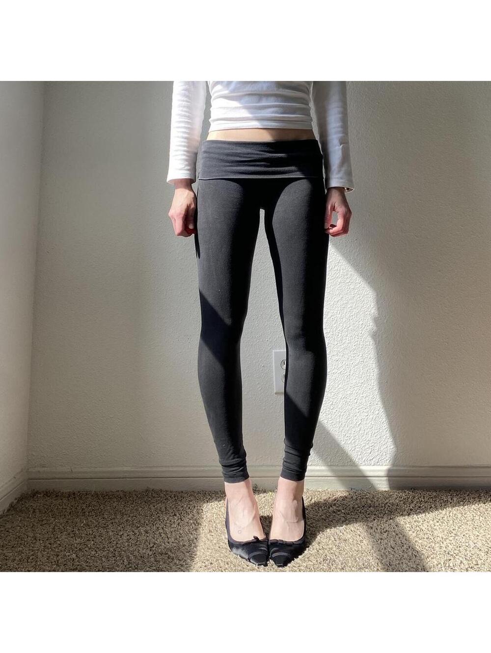 Vintage y2k low rise skinny black leggings